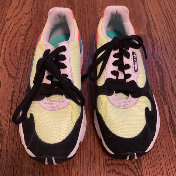 Adidas Colorful Sneaker - Picture 2 of 5